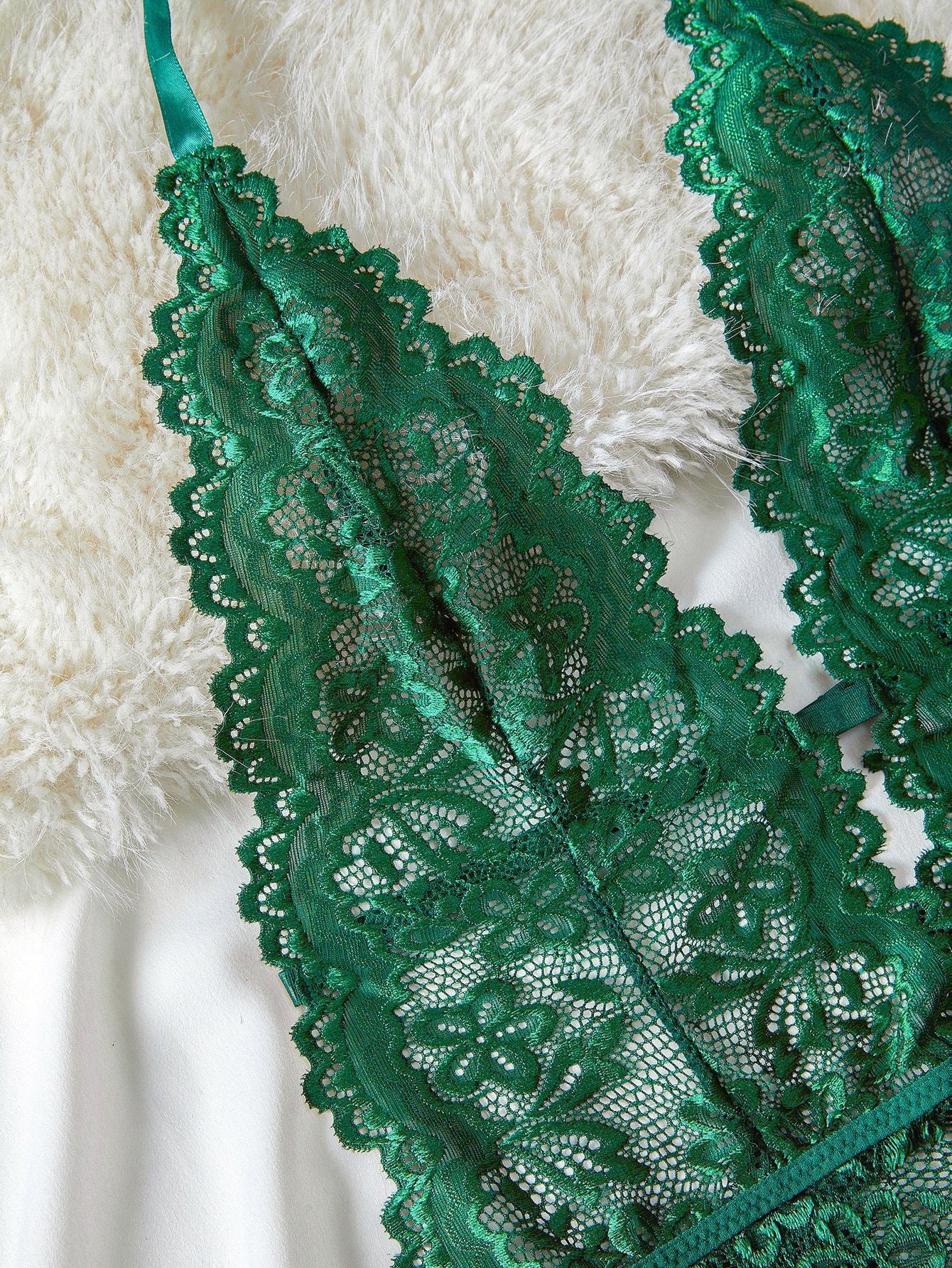 1980er Halter Spitze Dessous mit Leopard Druck Rock - Image 18