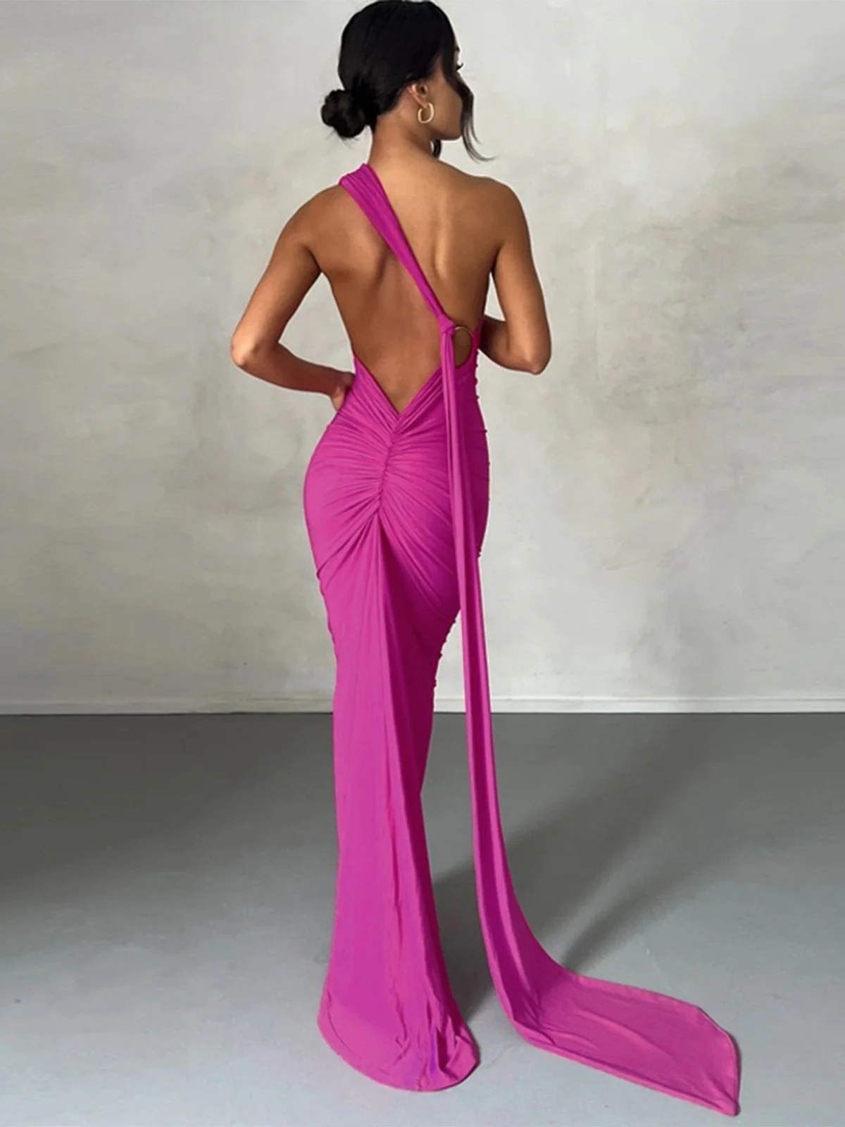 1980er Solide Eine Schulter Rückenfrei Abend Kleid mit Schleppe - Image 16