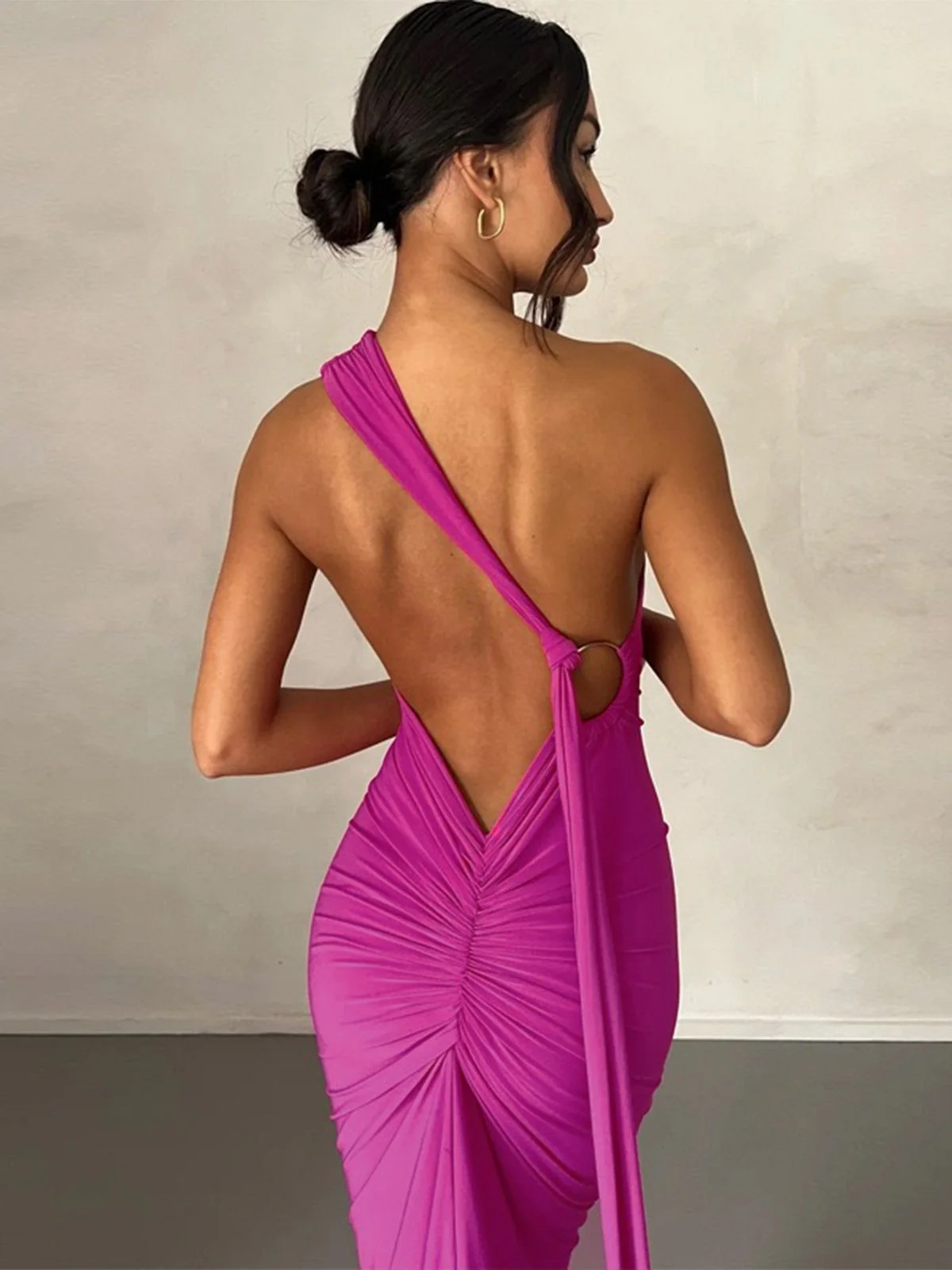 1980er Solide Eine Schulter Rückenfrei Abend Kleid mit Schleppe - Image 17