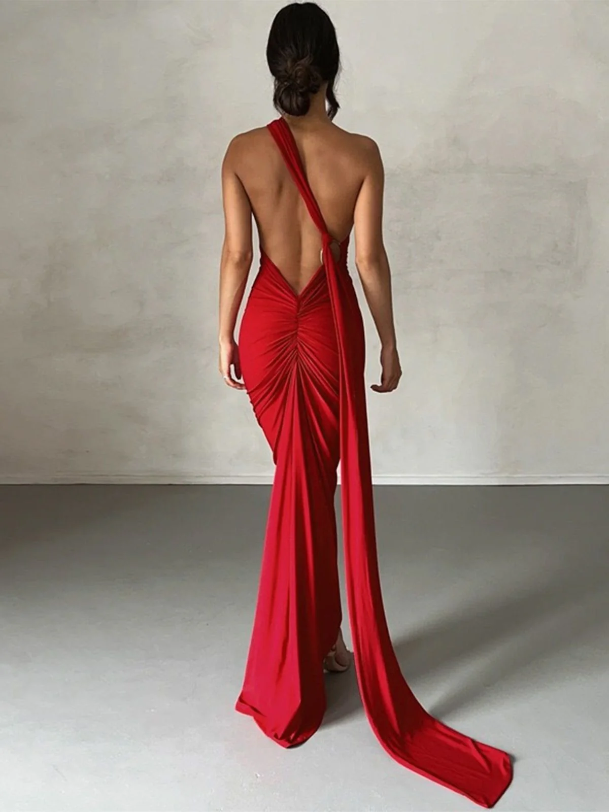 1980er Solide Eine Schulter Rückenfrei Abend Kleid mit Schleppe - Image 4