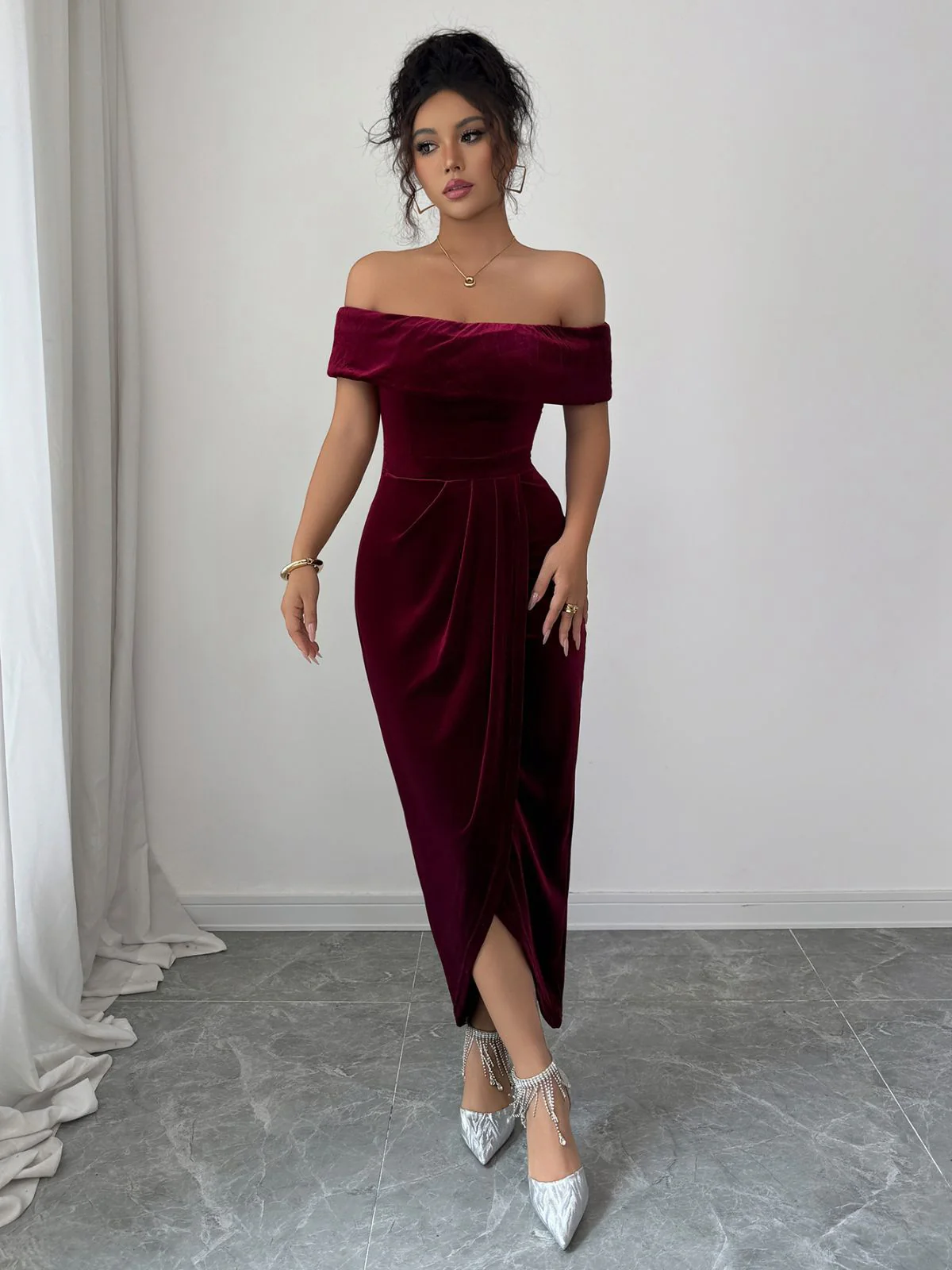 1980er Solide Samt Schulterfrei Midi Kleid - Image 5