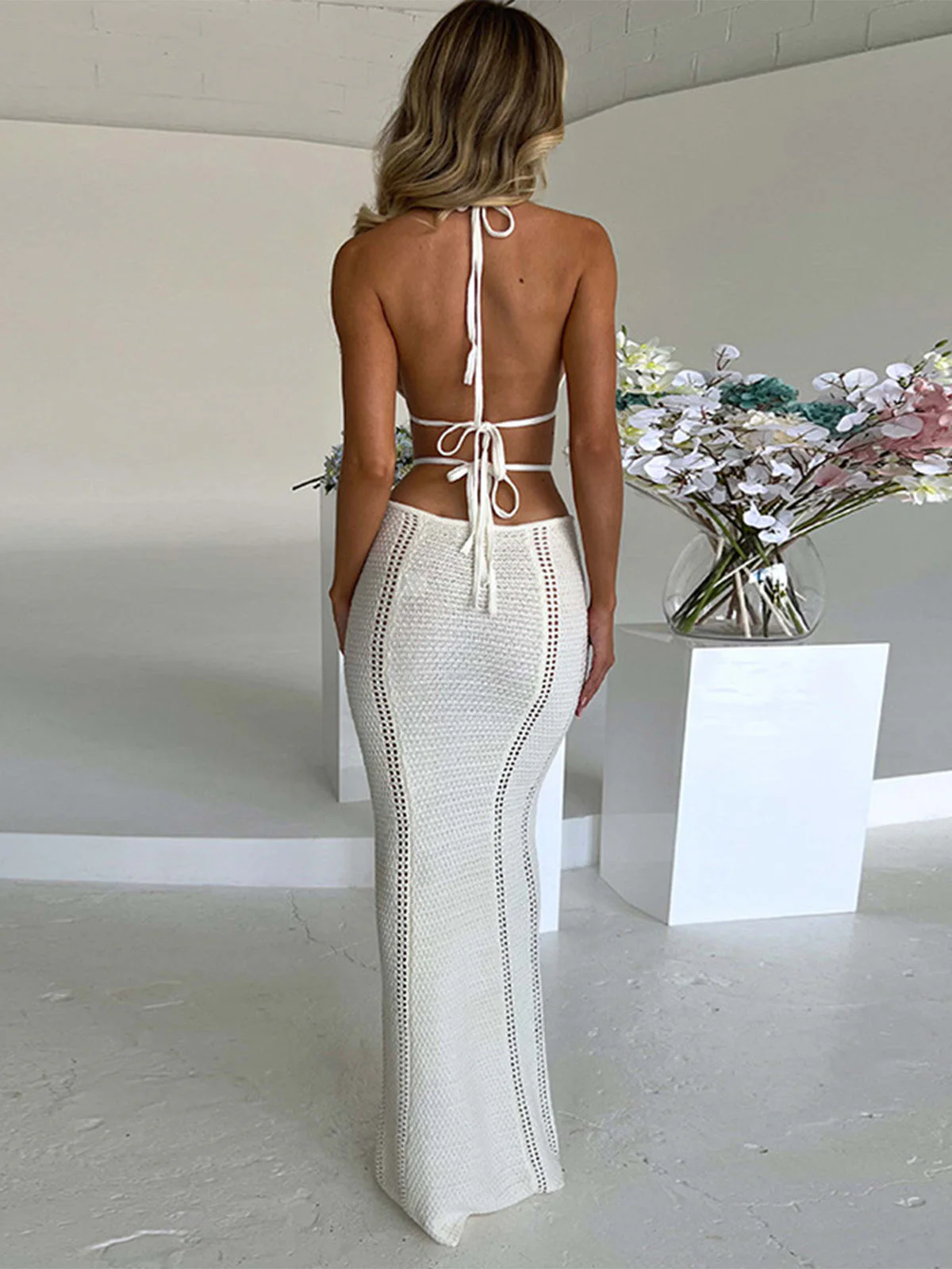 30er Cover-Up-Kleid mit Neckholder, Ausschnitt und Häkelarbeit - Image 12