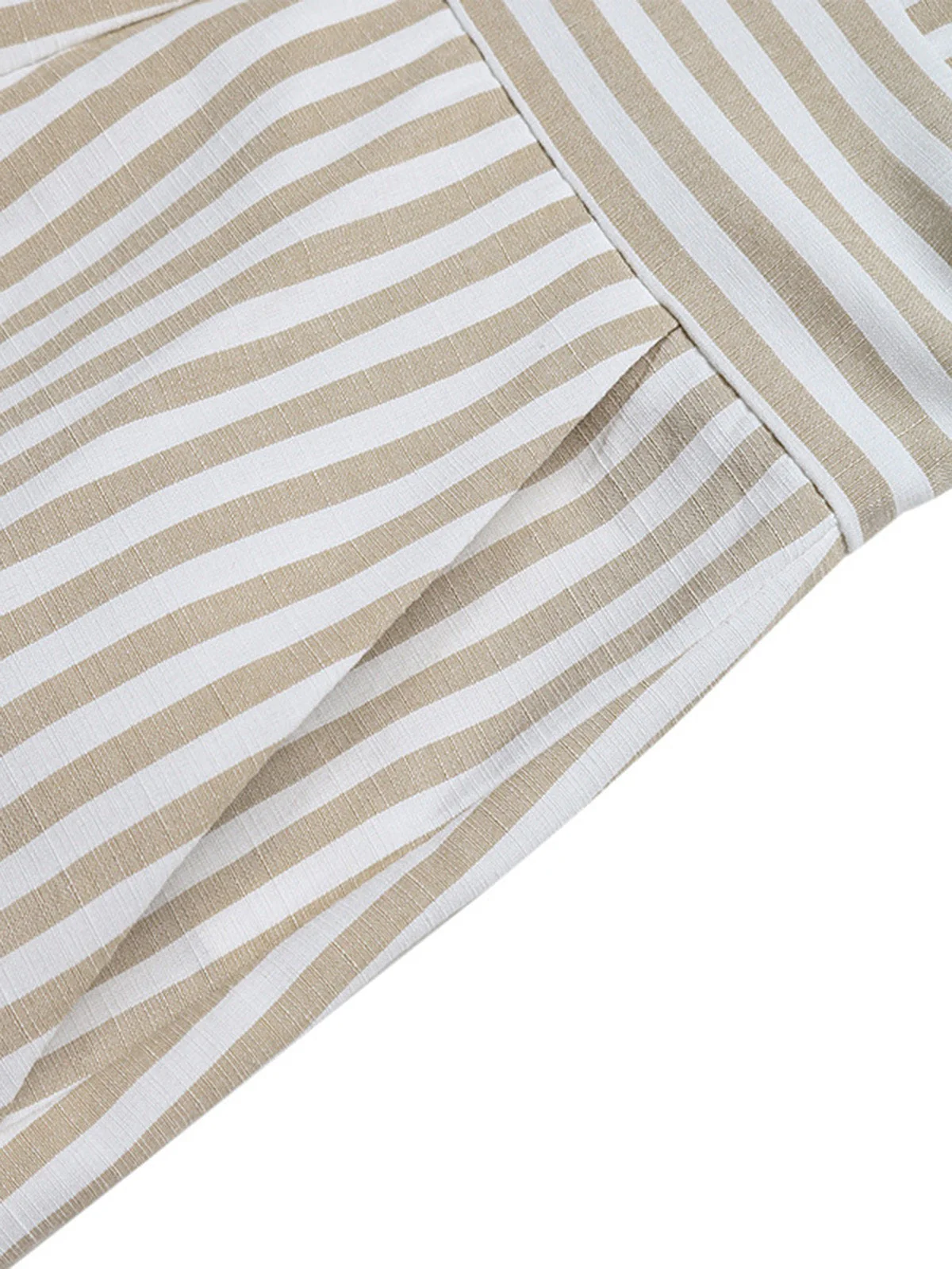 50er Romper mit Neckholder, Streifen und geraffter Taille in Beige - Image 9
