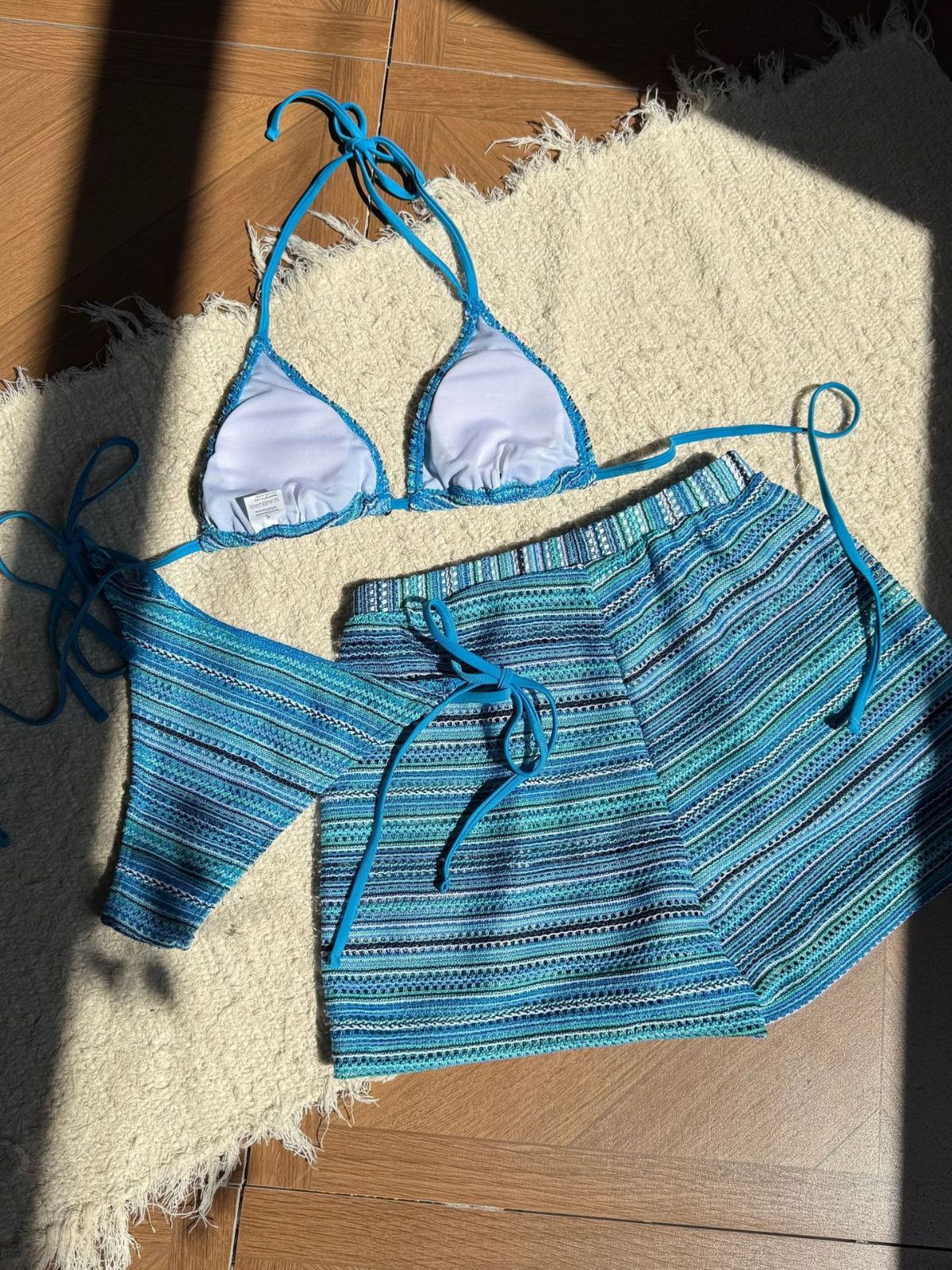 60er Bikini-Set mit Neckholder, Streifen und Dreieck-Top - Image 11