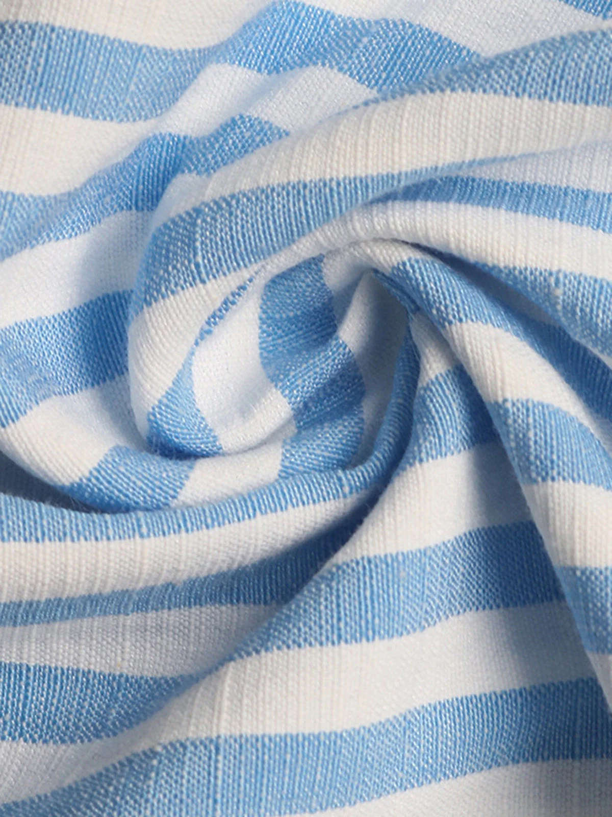 60er Kleid mit V-Ausschnitt, Streifen und rückenfreiem Design in Blau - Image 8