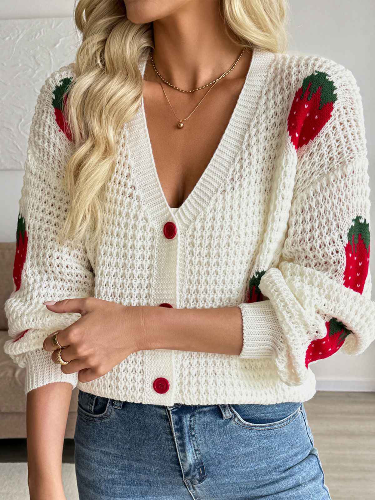 Beige 1950er Erdbeere Überschnittene Schulter Stricken Cardigan - Image 2