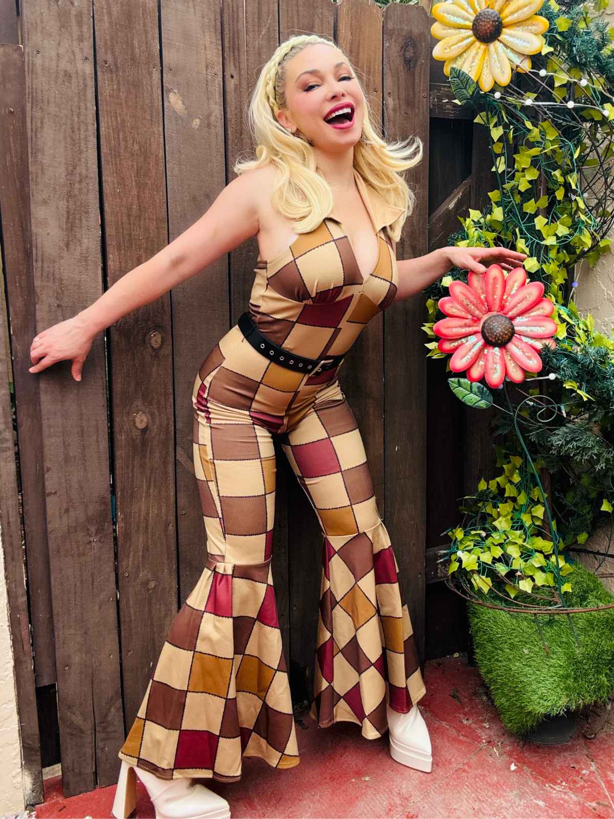 Braun 1970er geometrisches Muster Patchwork Halter Jumpsuit - Image 2