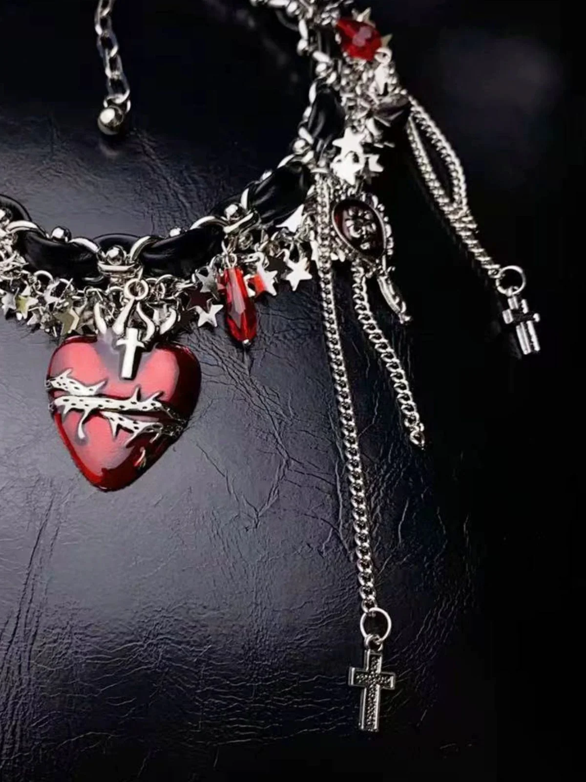 Gothic Dornenherz Leder Kreuz Quaste Halsband - Image 2
