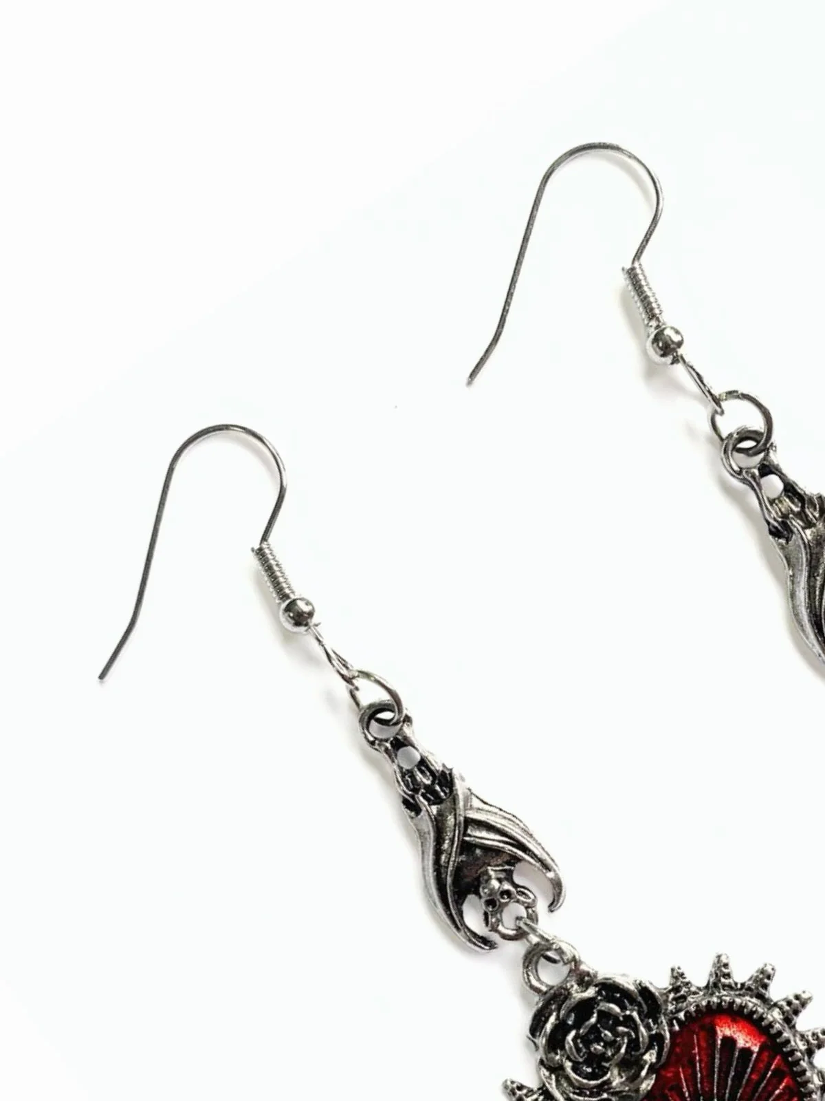 Gothic Rose Herz Auge Ohrringe - Image 3