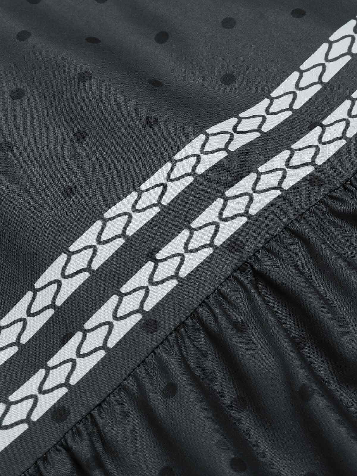 Grau 1940er Gesmokt Dots Moderates Maxikleid - Image 4