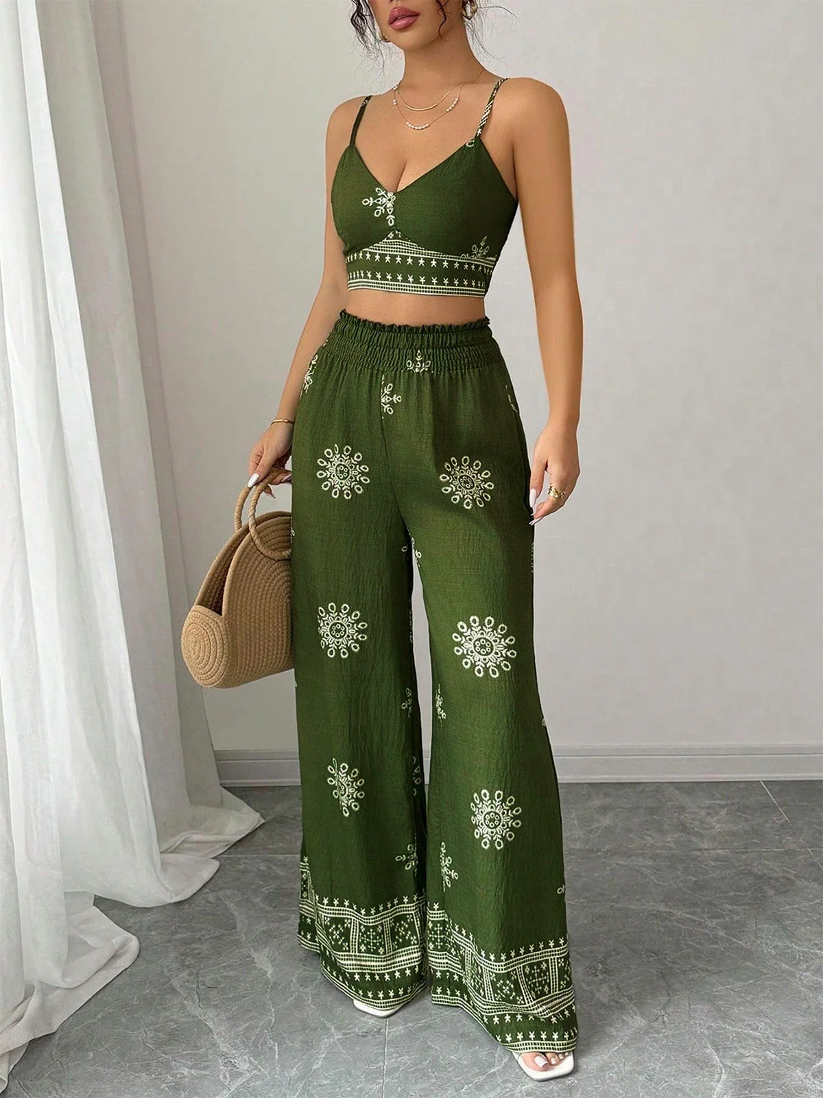 Grüne 70er Top & Hose mit Blumen-Print und Spaghettiträgern - Image 4