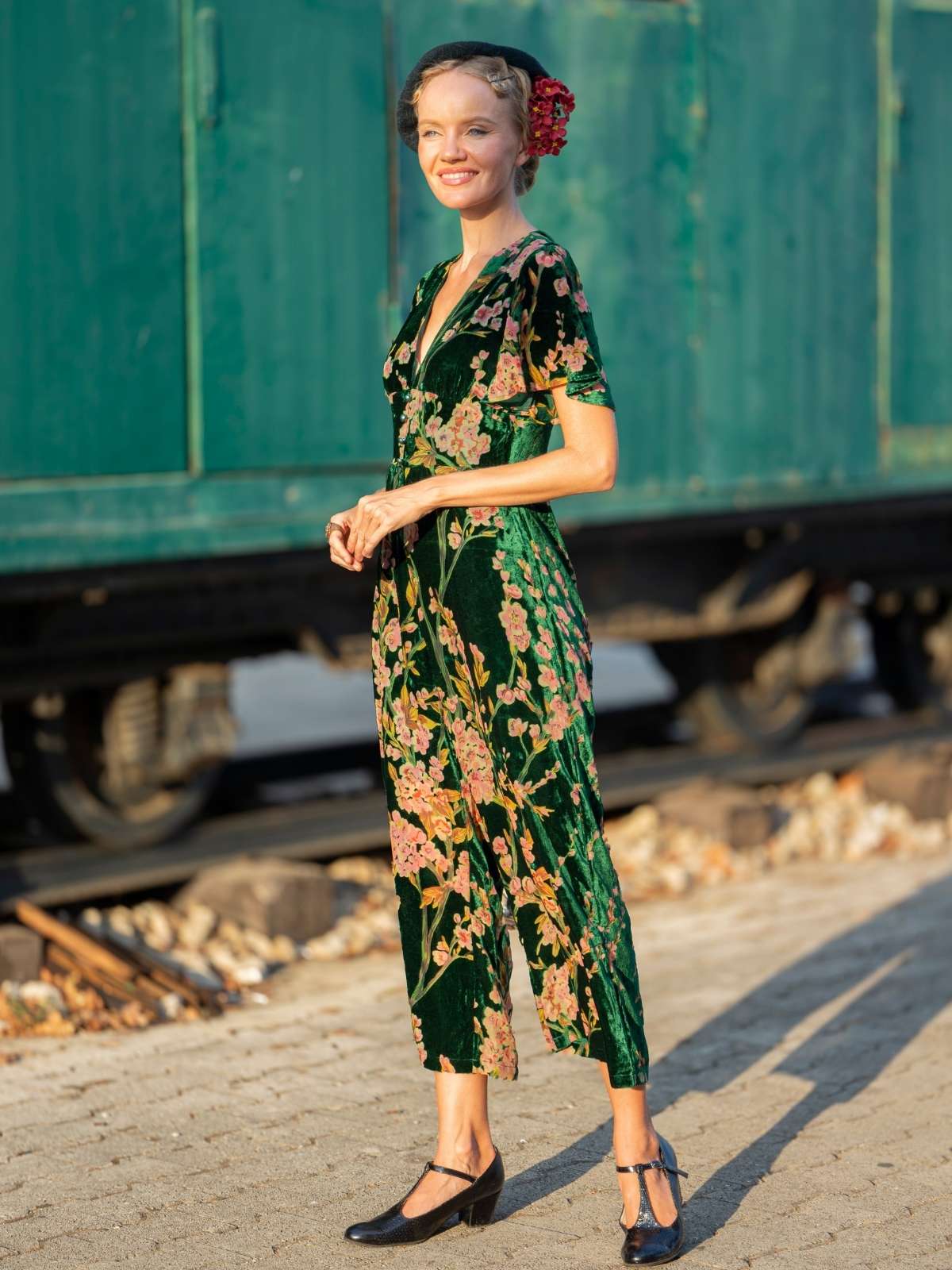 GRÜNER VINTAGE SAMT JUMPSUIT - Image 2