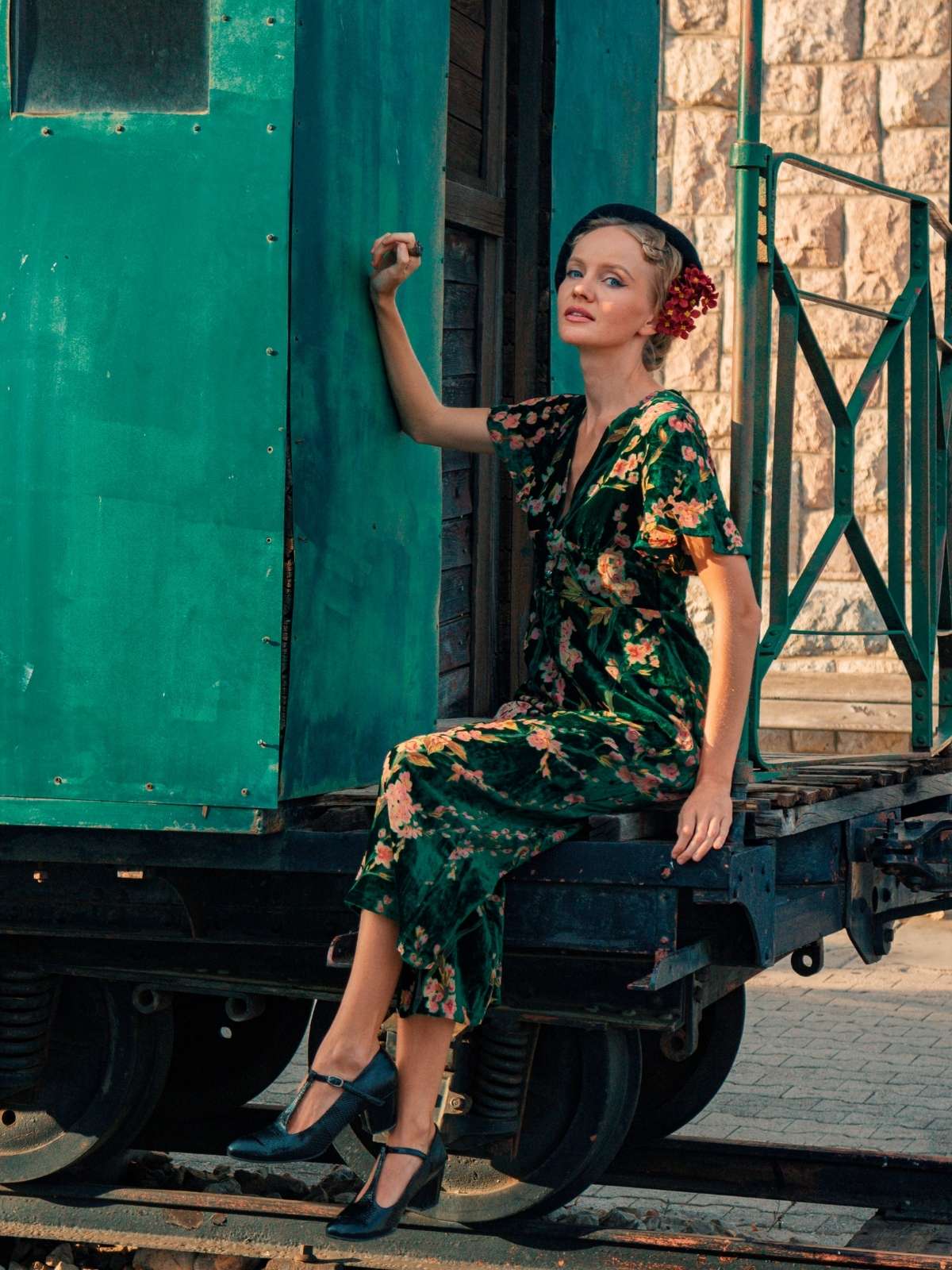 GRÜNER VINTAGE SAMT JUMPSUIT - Image 3