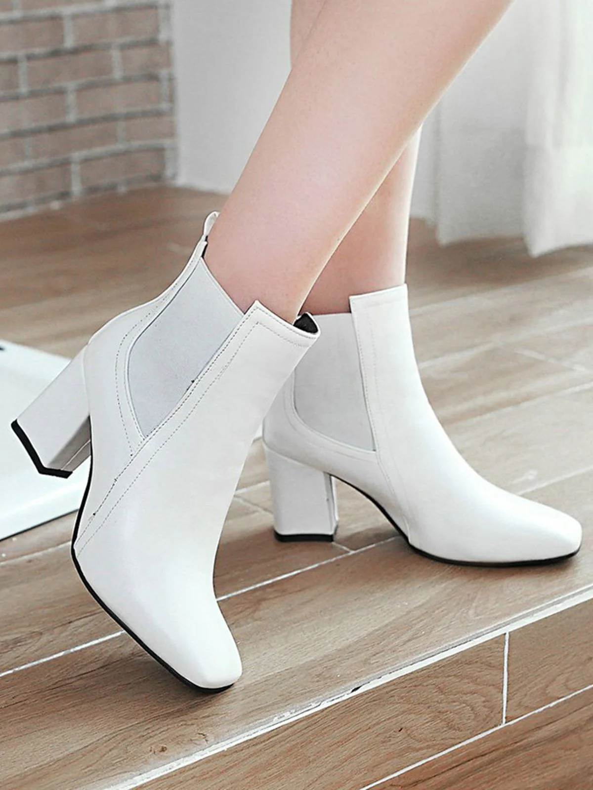 KURZE RETRO-STIEFEL MIT DICKEM ABSATZ - Image 8