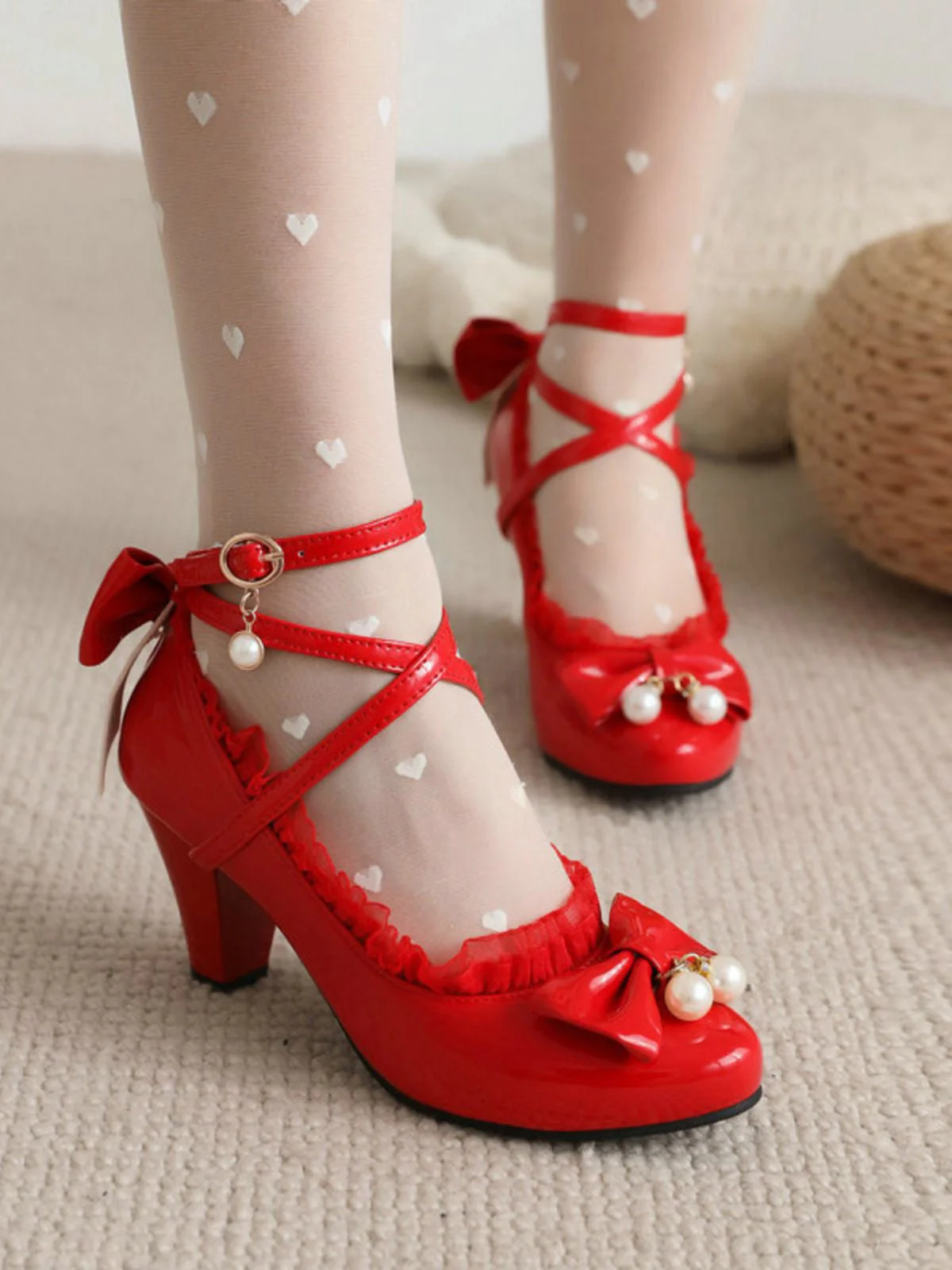 Lackleder Bogen Lolita High Heels - Image 6