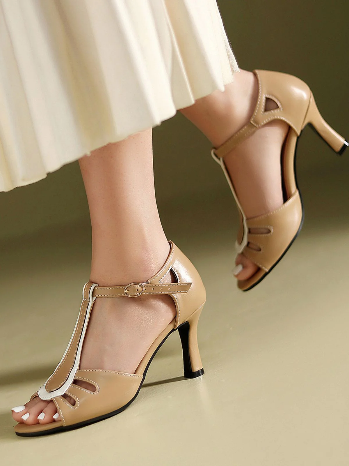 Peep Toe Ausgeschnitten Farbblock T-Steg Absätze - Image 9