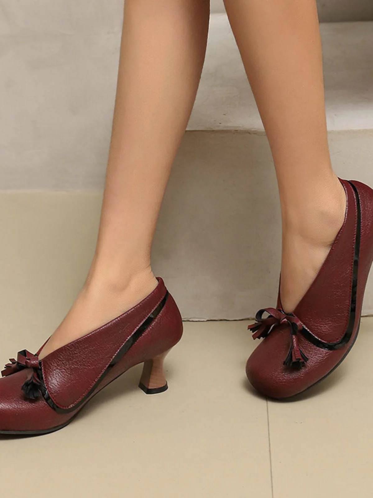 Retro Bogen PU Rundspitze Blockabsatz Schuhe - Image 15