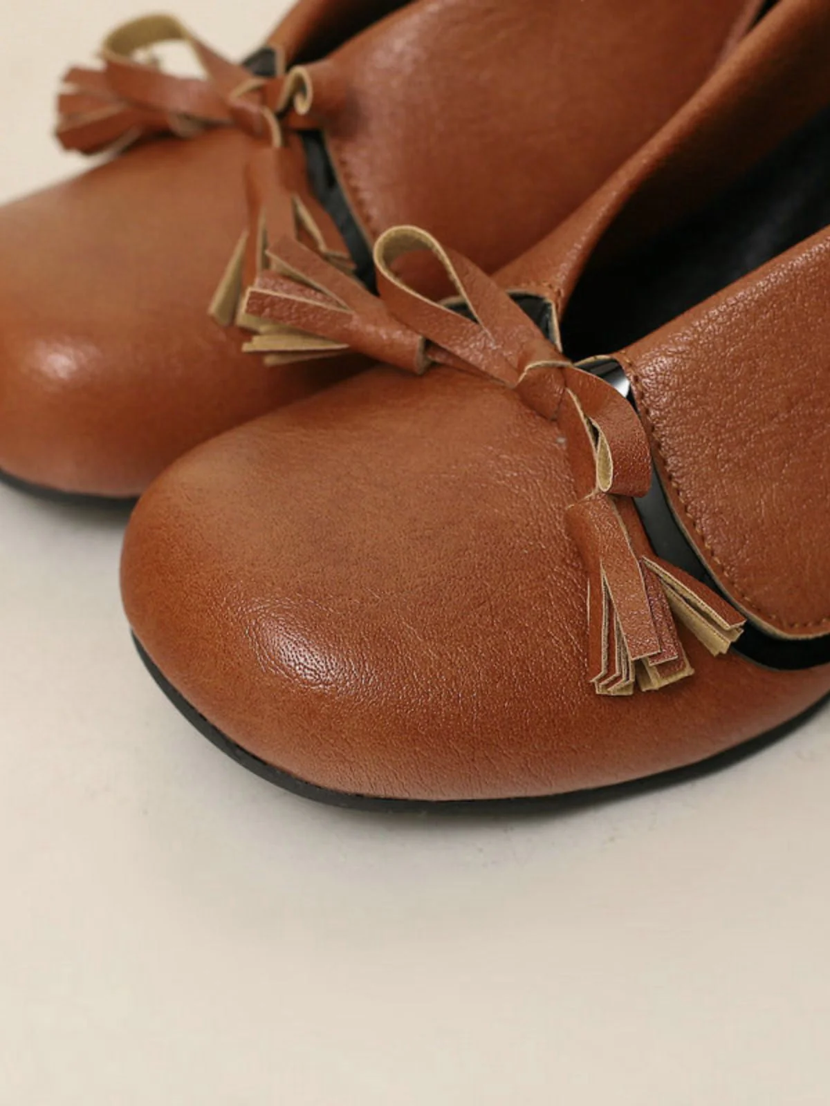 Retro Bogen PU Rundspitze Blockabsatz Schuhe - Image 27