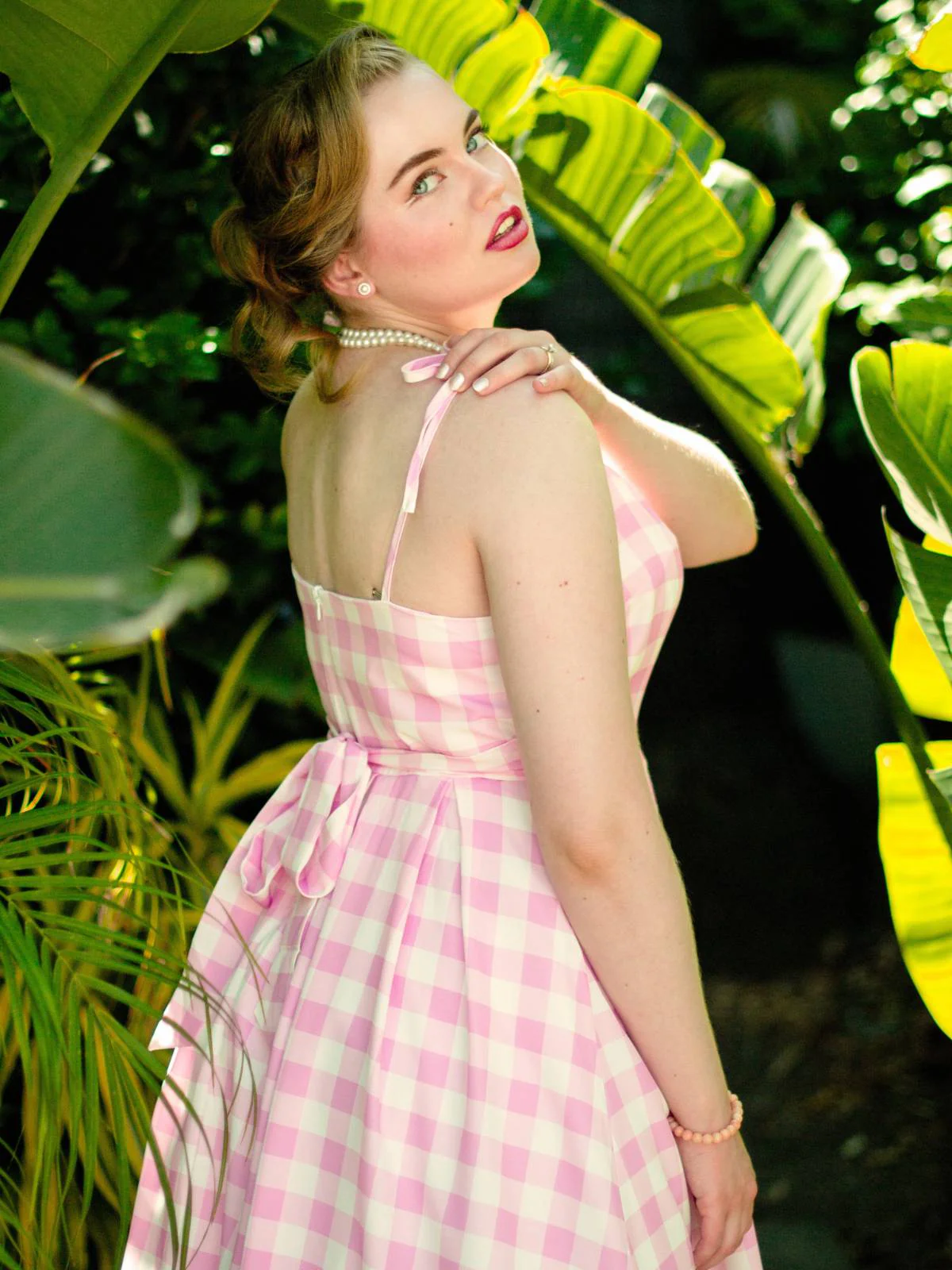 Rosa 1950er Spaghettiträger Plaid Bogen Swing Kleid - Image 5