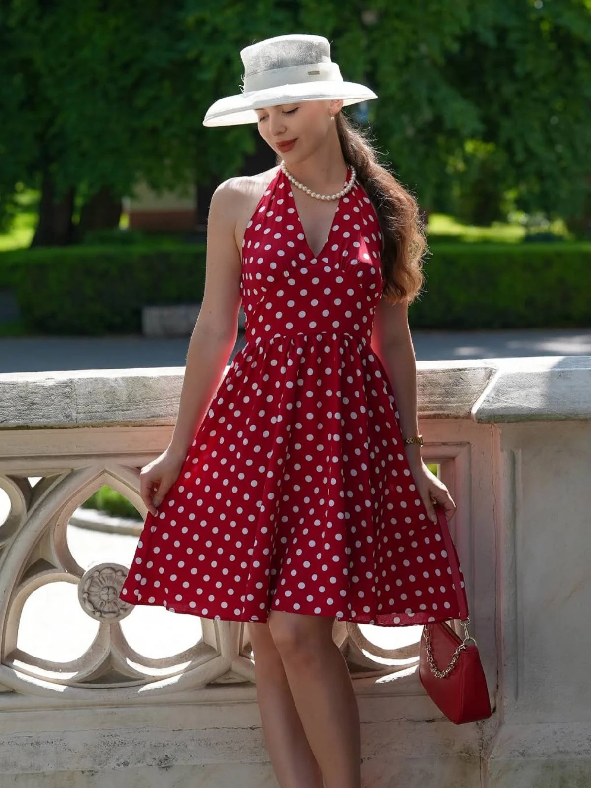Rot 1950er Polka Dot Halter Kleid - Image 2