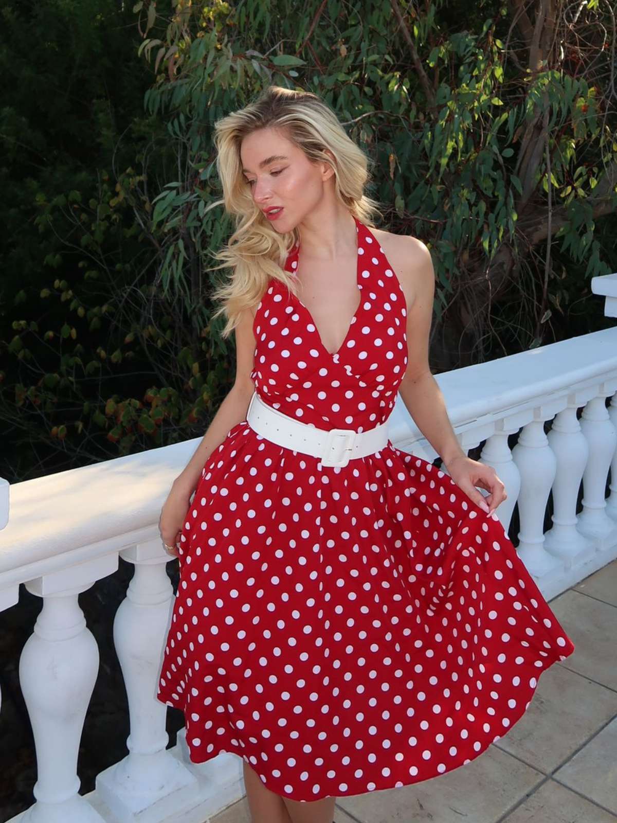 Rot 1950er Polka Dot Halter Kleid Mit Accessoires Set - Image 4