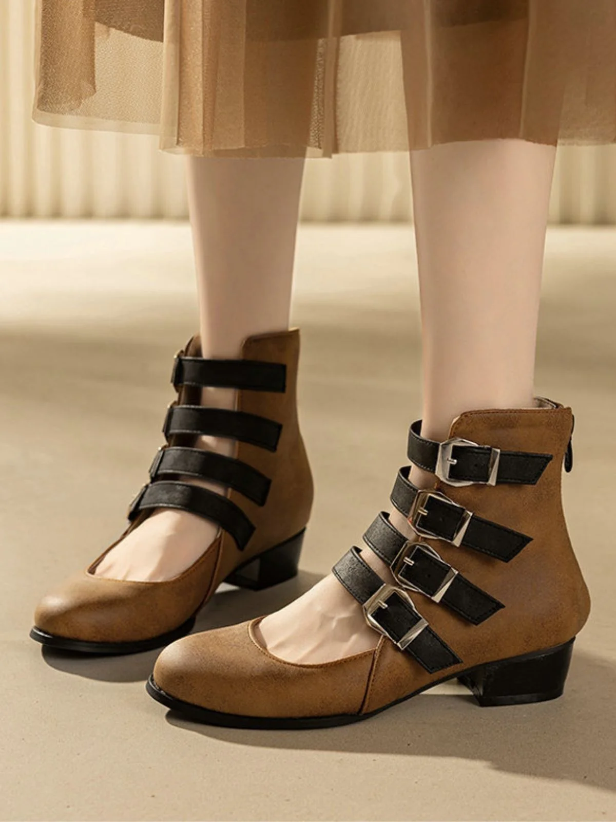 Runde Spitze Niedrig Blockabsatz Cut-Out Stiefel - Image 12