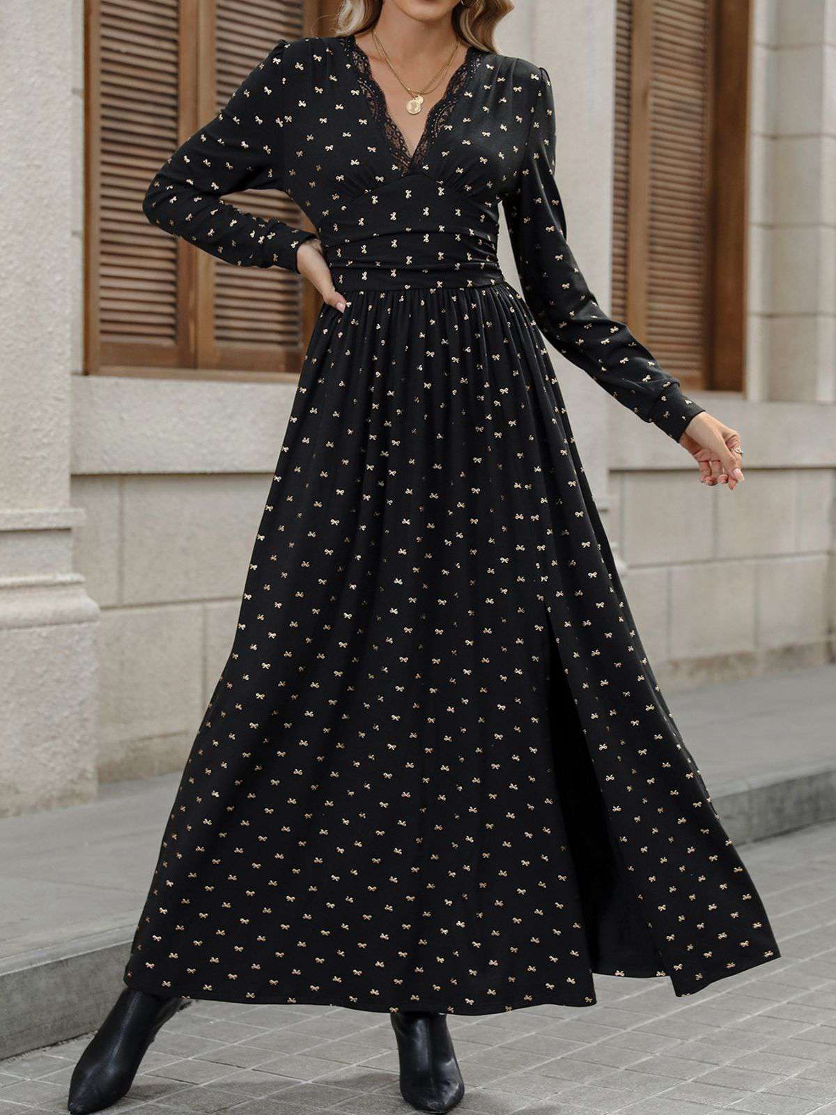 Schwarz 1930er Gold Folie Bogen V-Ausschnitt Spitze Schlitz Kleid - Image 3