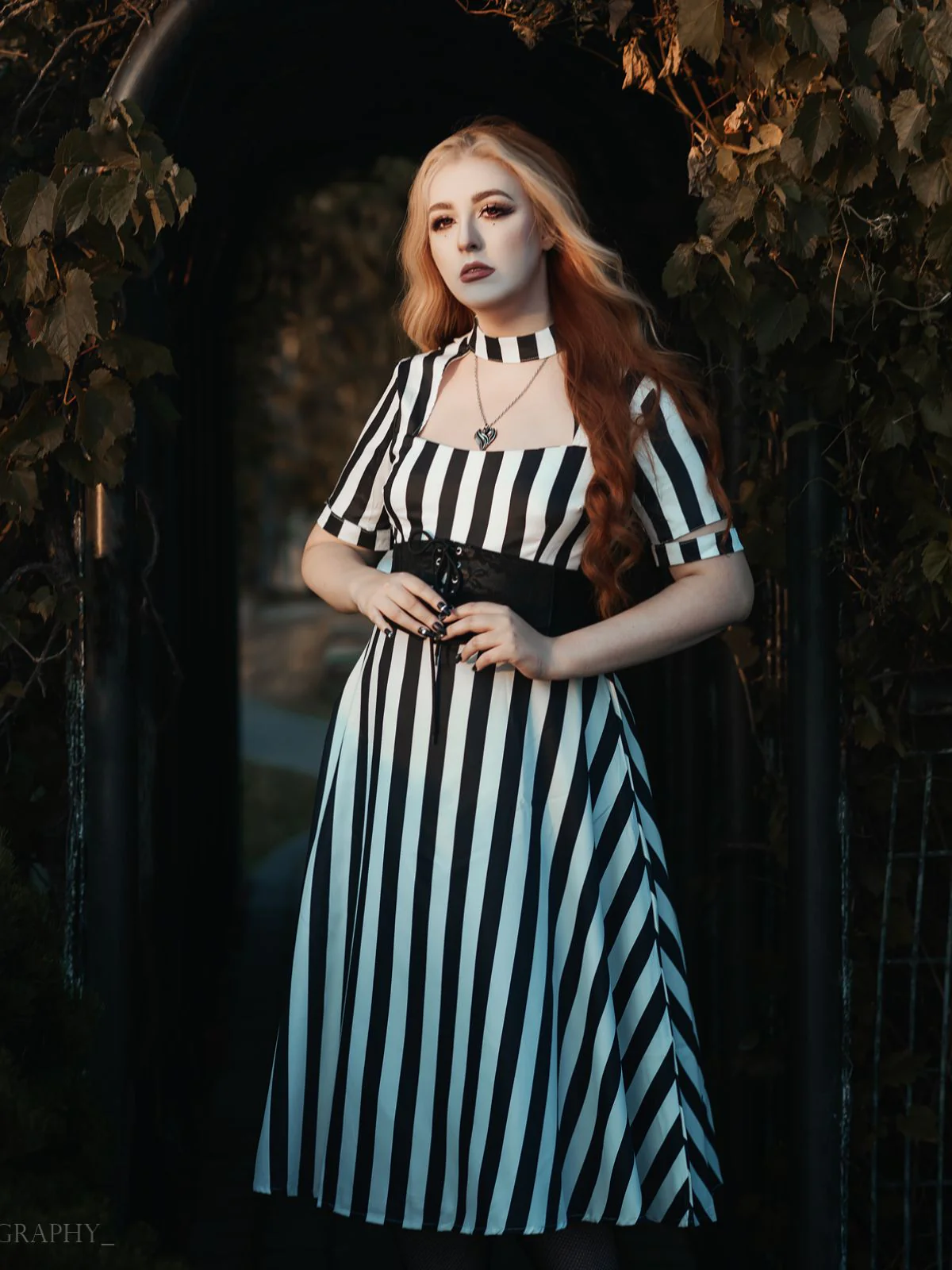 Schwarz 1950er Halloween Beetlejuice Kostüm Streifen Hohl Kragen Kleid - Image 3
