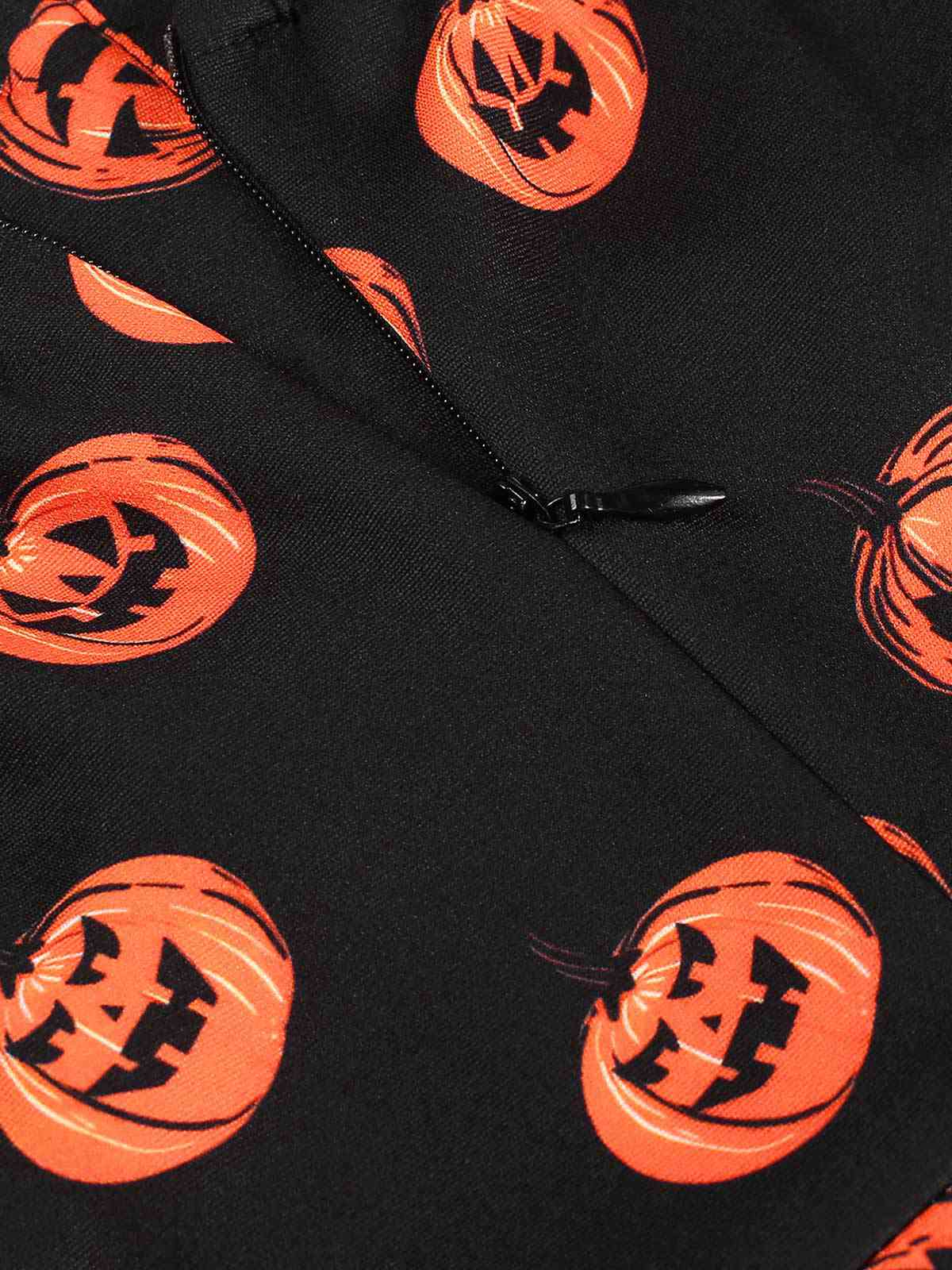 Schwarz 1950er Halloween Kürbisgesicht Romper - Image 5