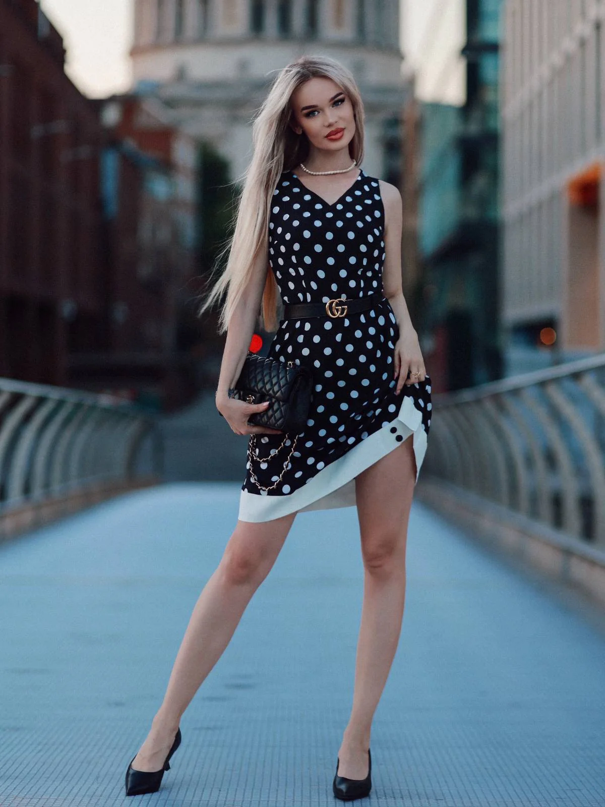 Schwarz 1960er Polka Dots V-Ausschnitt Kleid - Image 2