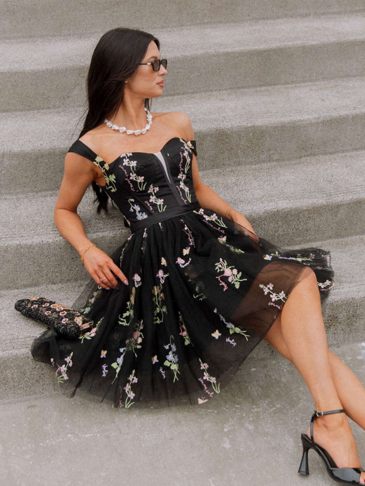 Schwarz 1970er Besticktes Blumen Spitze Mini Kleid - Image 3