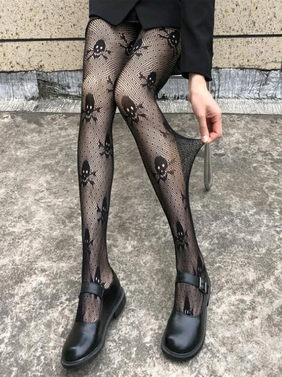 Schwarz Gothic Schädel Netzstrumpfhose - Image 4