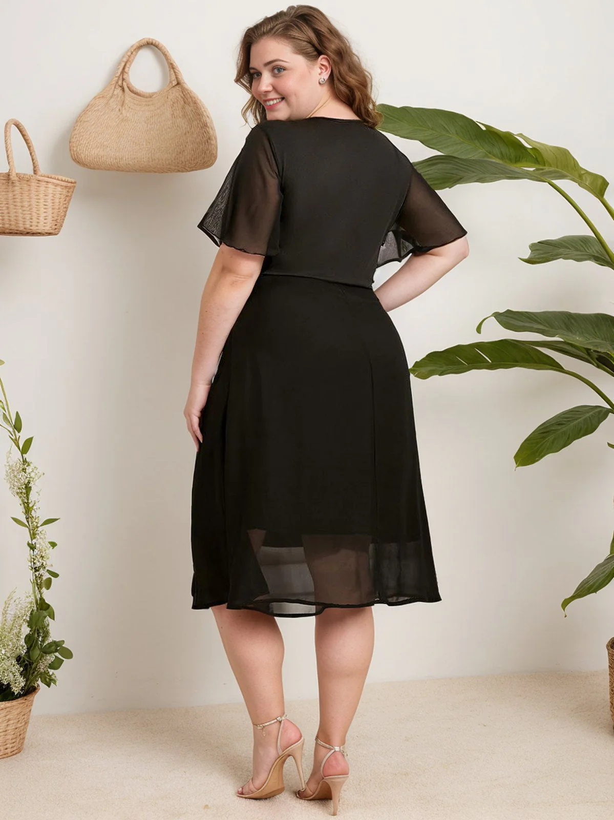 [Plus Size] Schwarzes 1950er Paillettengürtel-V-Ausschnitt-Kleid - Image 5