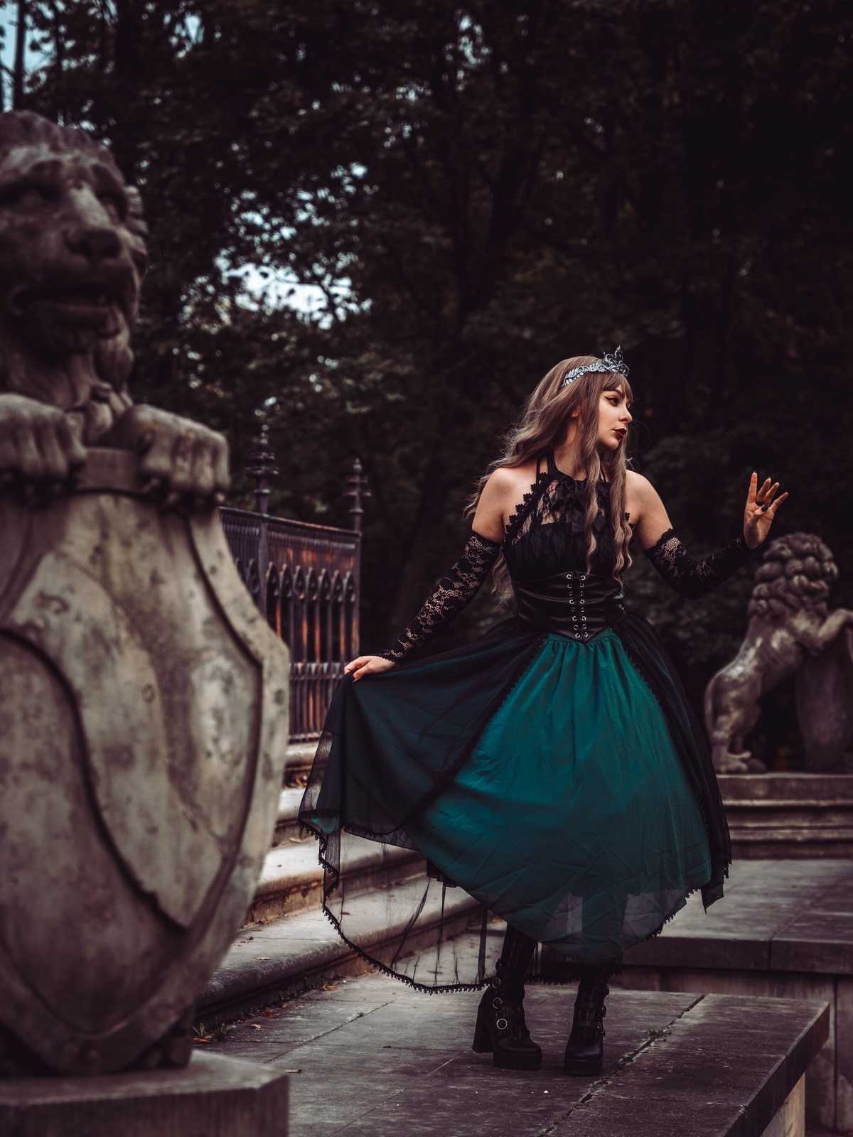 SPITZE STEAMPUNK KLEID - Image 5