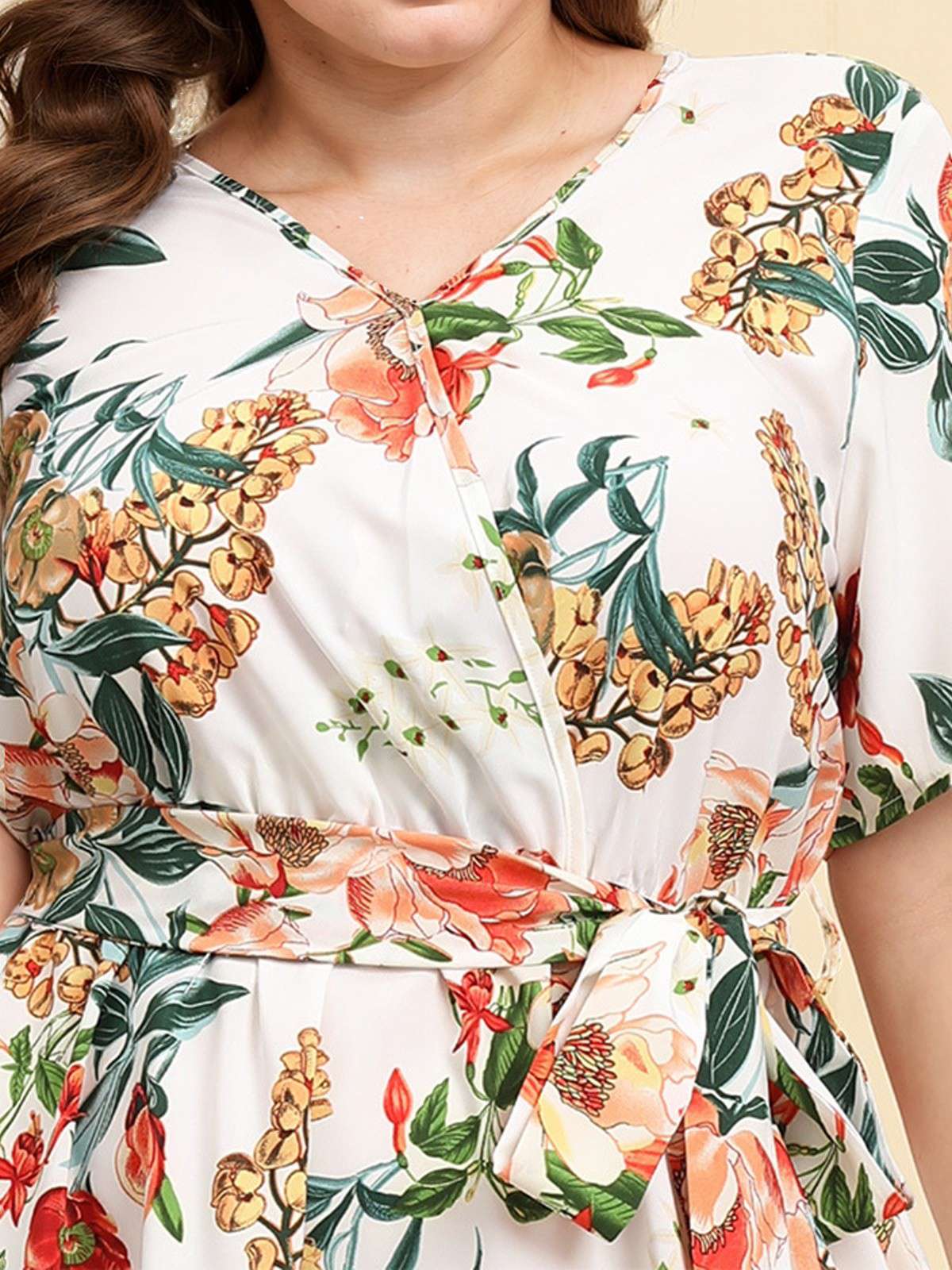 [Übergröße] 1940er Überkreuztes V-Ausschnitt Gürtel Blumen Kleid - Image 5
