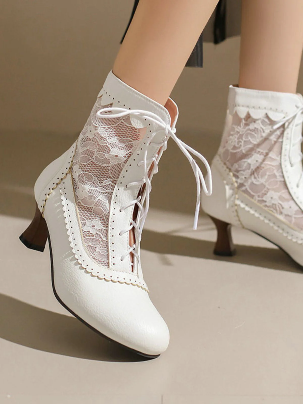 Vintage Blumen Spitze Niedrige Absätze Stiefel - Image 11