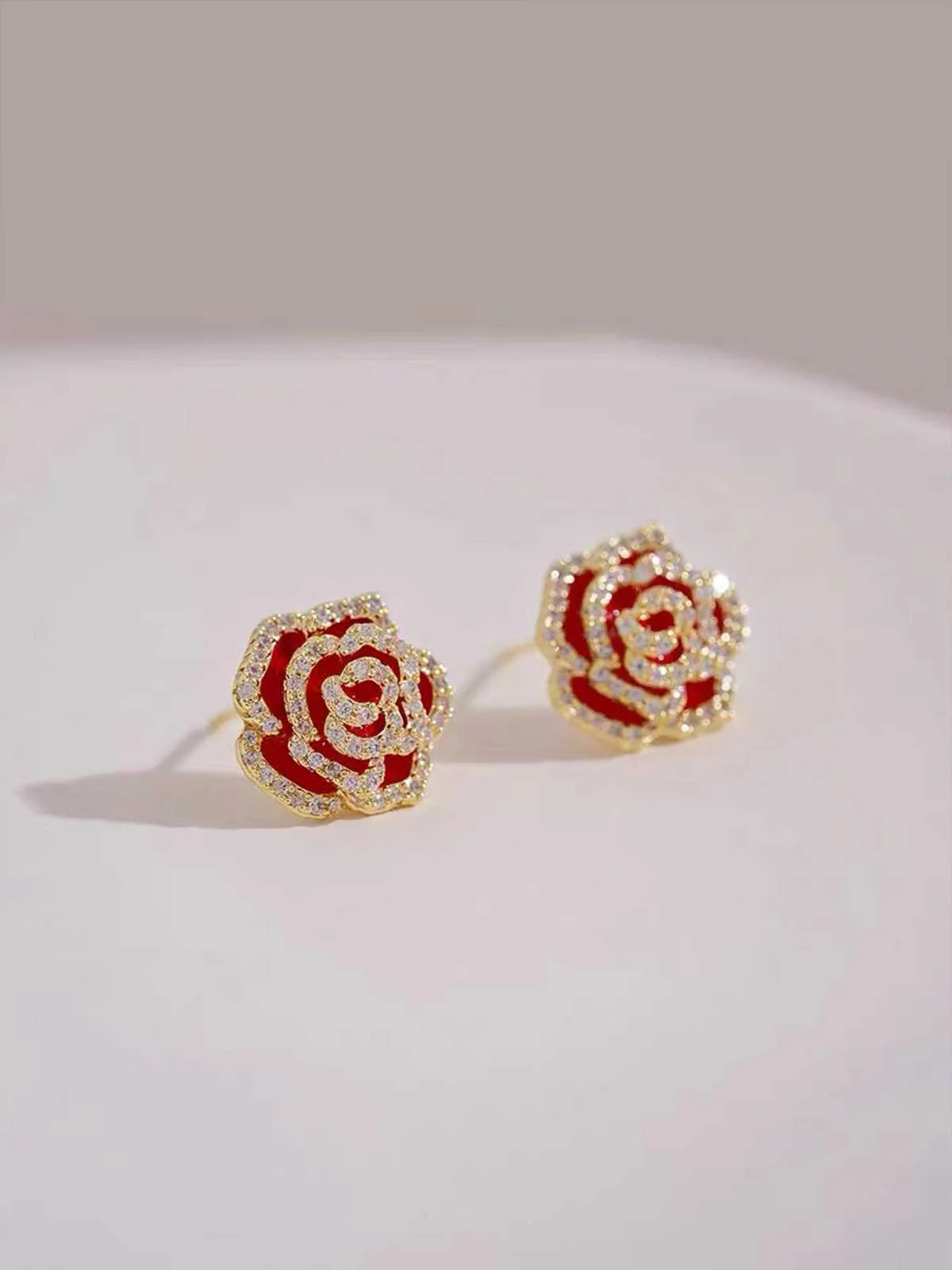 Vintage Blumenmuster Diamant-Ohrring - Image 5
