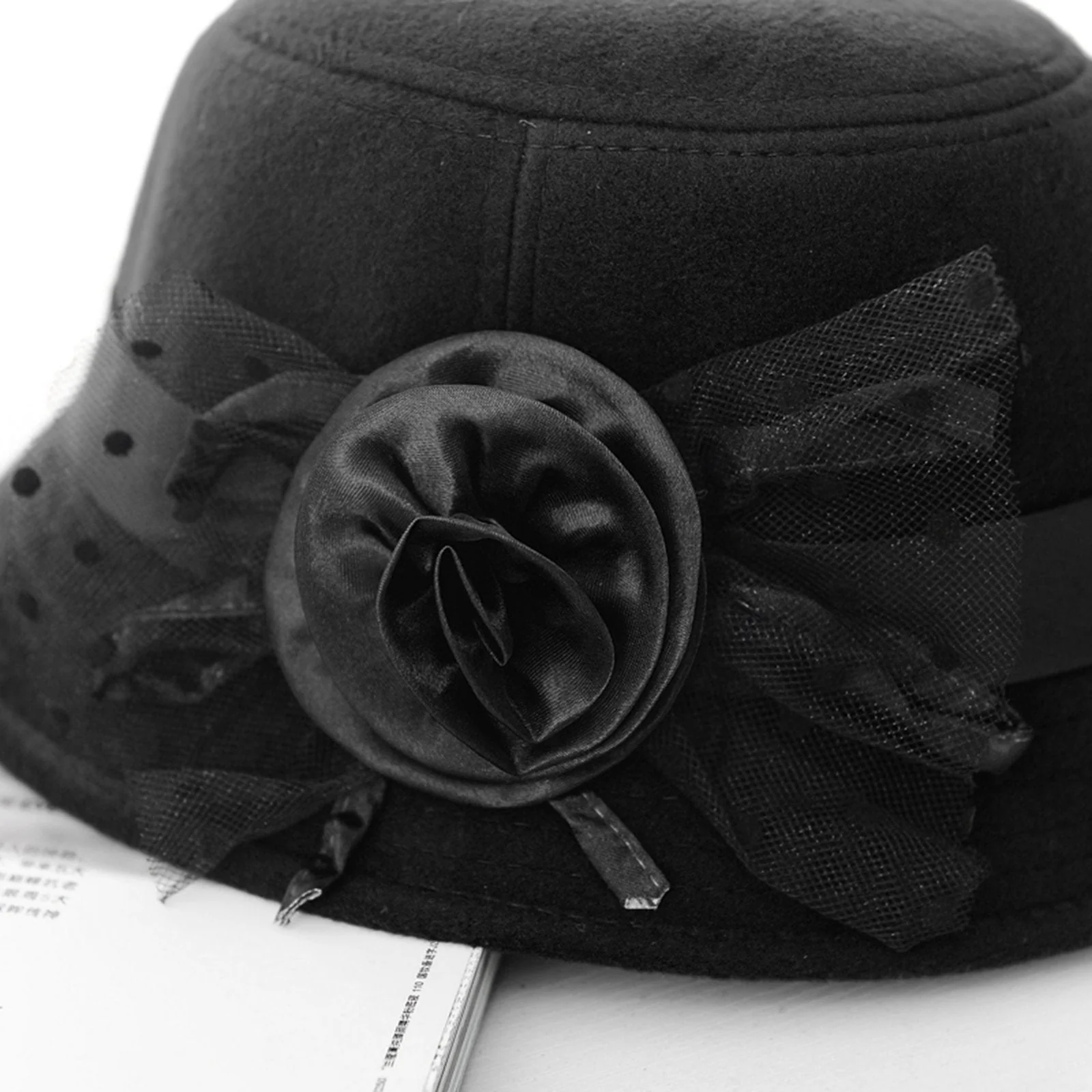 Vintage Dots Transparenter Blumen Felt Glocken Hut - Image 5