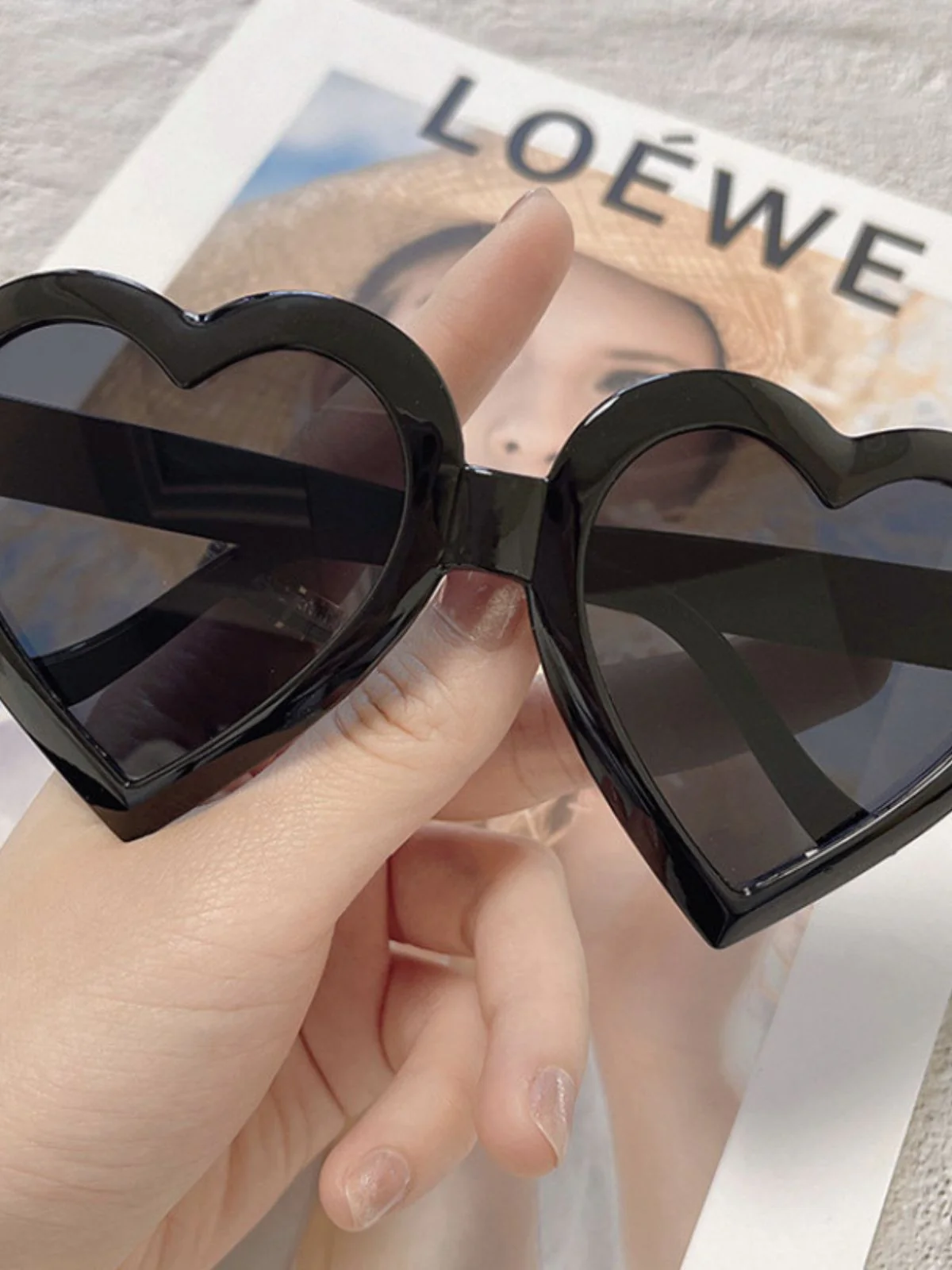 Vintage Gebogen Herzrahmen Sonnenbrille - Image 2