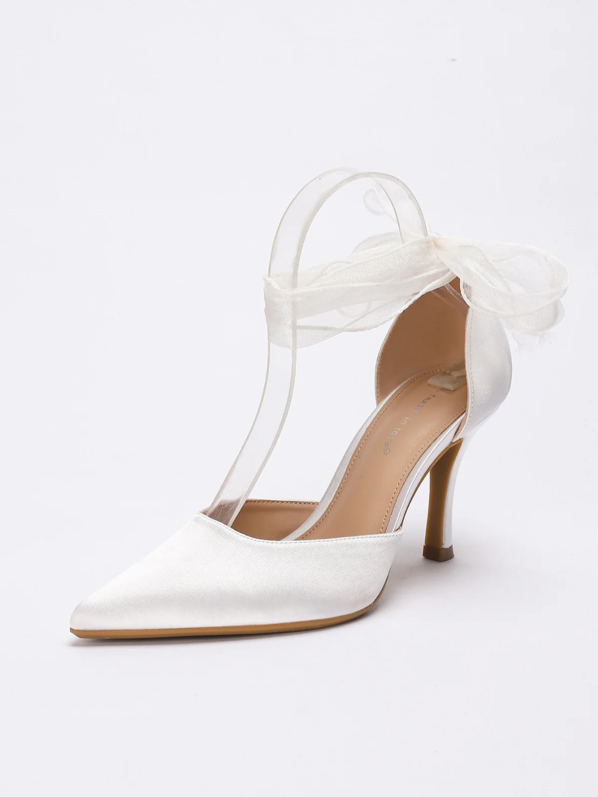 Vintage Satin Band Spitz High Heels - Image 3