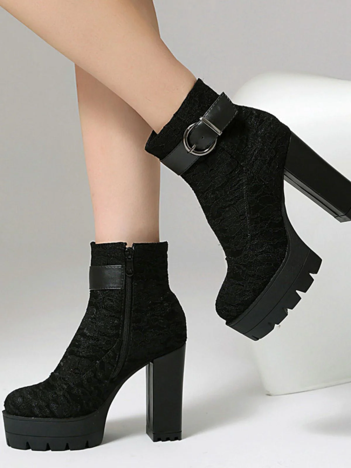 Vintage Spitze Klobiger Absatz Plattform Knöchel Stiefel - Image 4