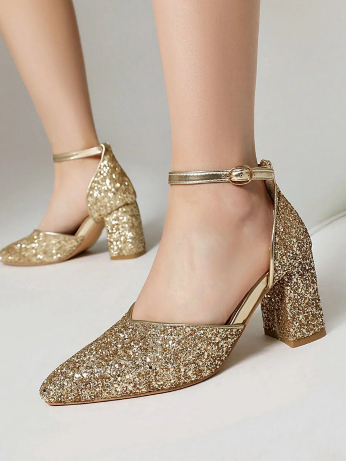 Vintage Spitze Zehen Glitzer Blockabsatz Pumps - Image 8
