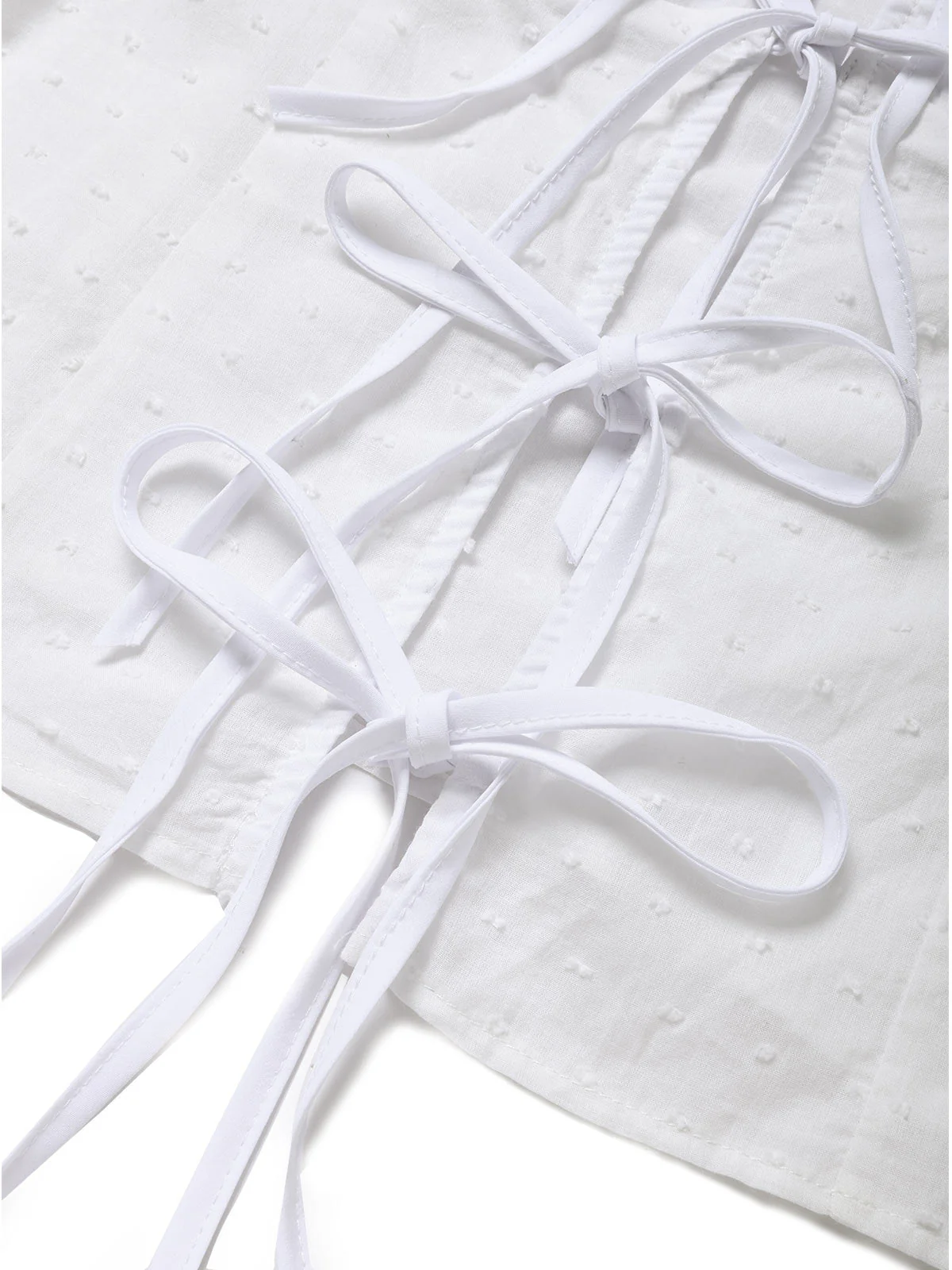 [Vorverkauf] Weiße 70er Baumwoll-Bluse mit Polka-Dots und Schleife - Image 7