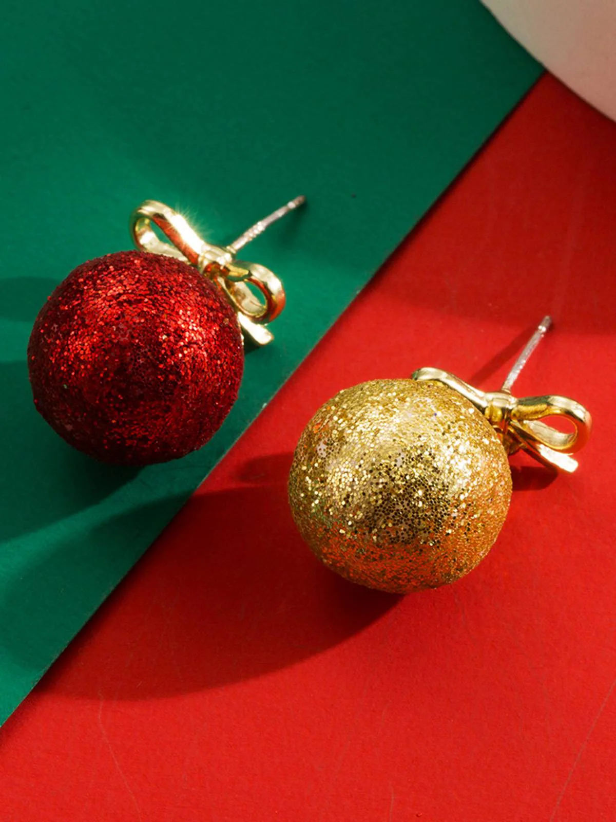 Weihnachten Ball Bogen Pailletten Stud Ohrringe - Image 4